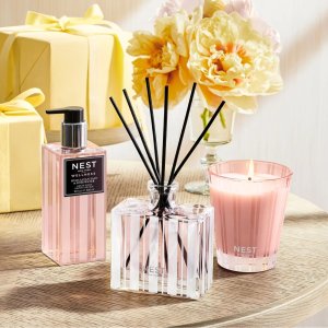 Up to 20% OffMother’s Day bundles and gift sets @ Nest Fragrances