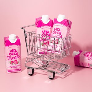 Vita Coco Treats Strawberries & Cream Coconut Milk Drink 16.9 fl oz Box