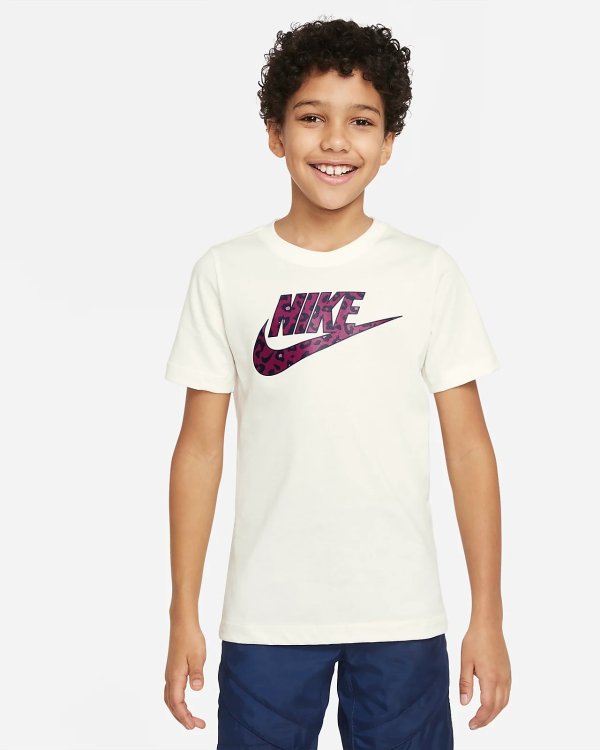 Sportswear Big Kids' (Boys') T-Shirt..com