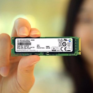 Samsung PM961 1TB M.2 NVMe SSD