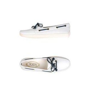 Selected Tod's Shoes + Free Shipping @ YOOX.COM