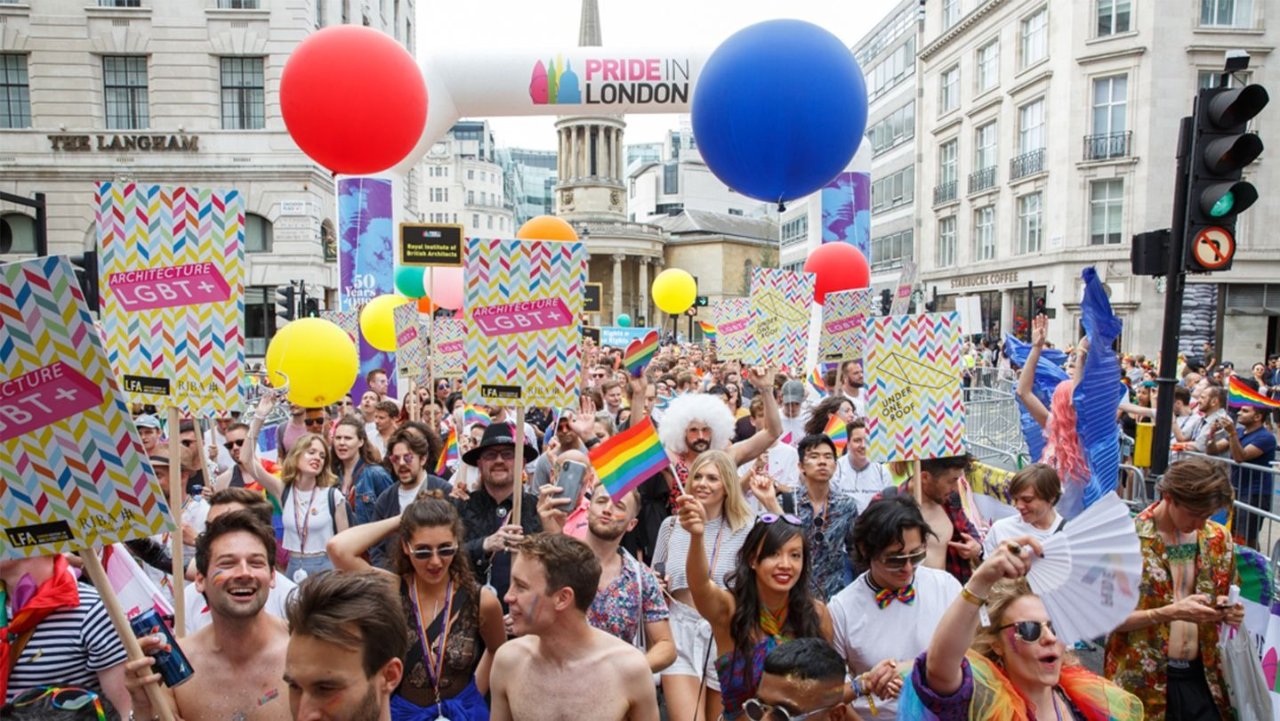 伦敦彩虹大游行 -  Pride in London 2023 - 7月1日盛大开启！