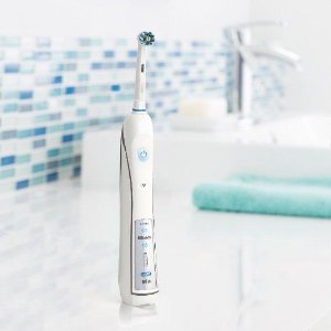 欧乐B Pro 5000 SmartSeries蓝牙充电式电动牙刷