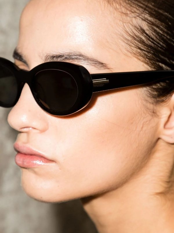 Le 01 oval-frame sunglasses