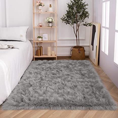 Ucomn Luxury Soft Faux Sheepskin Rug, Couch Seat Cushion, Faux Fur Area Rugs for Bedroom and Living Room Runner, 4' x 5.9', Grey