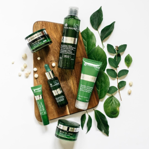 + Up to 60% off a selection of products @ Yves Rocher