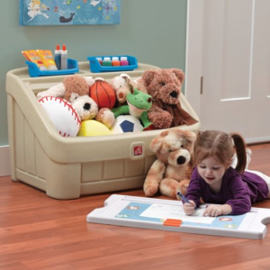 Step2 2-in-1 Kids Toy Box and Art Lid