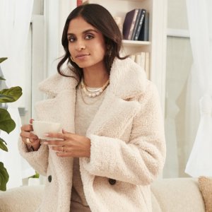 DKNY Sitewide Sale