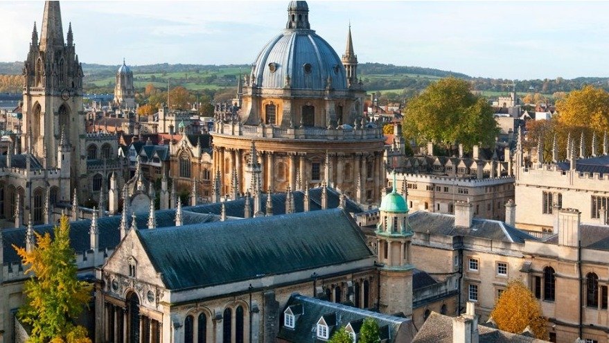 牛津旅游攻略Oxford - 牛津必打卡景点/特色美食/购物指南+1日游最佳路线 - 2023最新