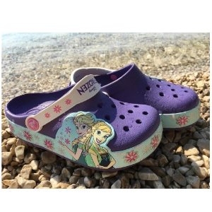 Selected Kids Clogs, Flips & Sandals Sale @ Crocs