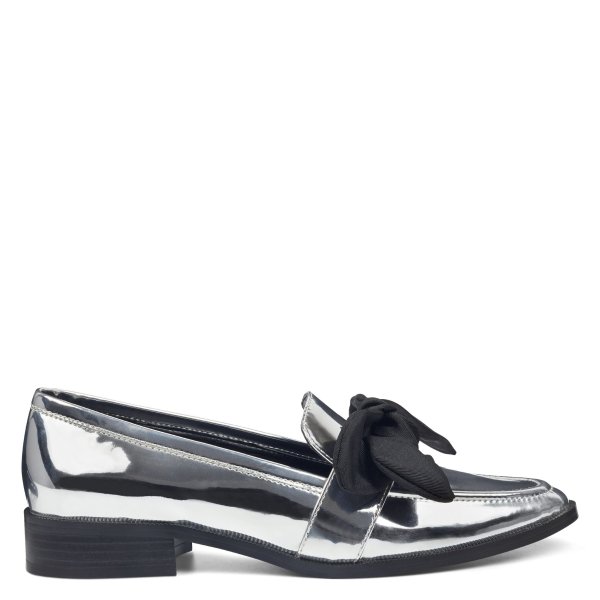 Weeping Bow Loafers - Silver Patent