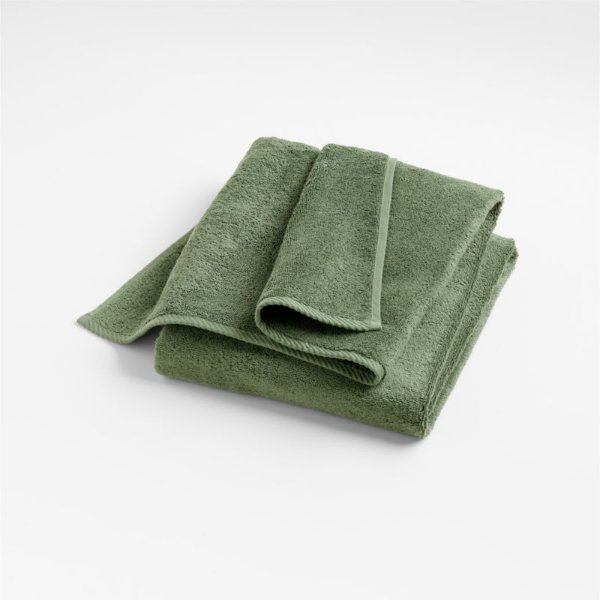 Quick-Dry Duck Green Organic Cotton Bath Towel + Reviews | Crate & Barrel