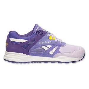 Reebok Ventilator 系列女士紫色休闲运动鞋