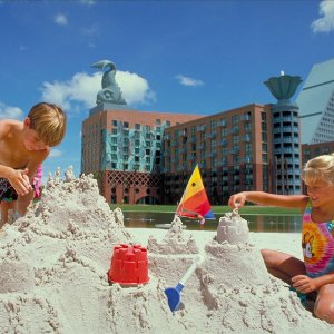 Marriott Stay 4 Pay 3 with Disney TicketsCostco Travel Package In Orlando