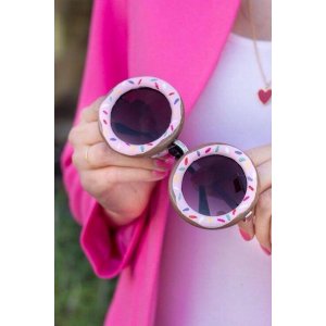 Select Women's Sunglasses @ PacSun