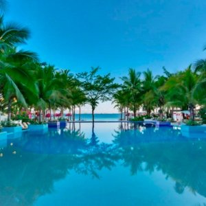 DEN-CUN RT From $178Skyscanner LAS-PVG From $875