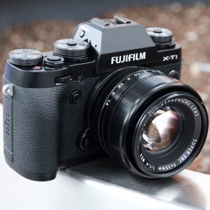 Fujifilm X-T1 Mirrorless Camera Body, Black