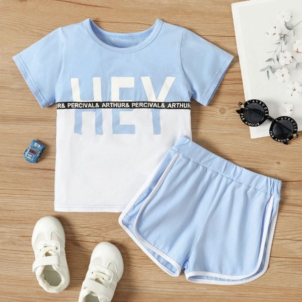 2-piece Toddler Boy Letter Print Colorblock T-shirt and Elasticized Shorts Casual Set
