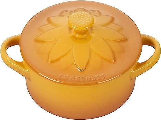 Stoneware Mini Round Cocotte with Flower Lid, 8oz., Nectar
