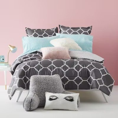 ™ Tiles Complete Bedding Set with Sheets