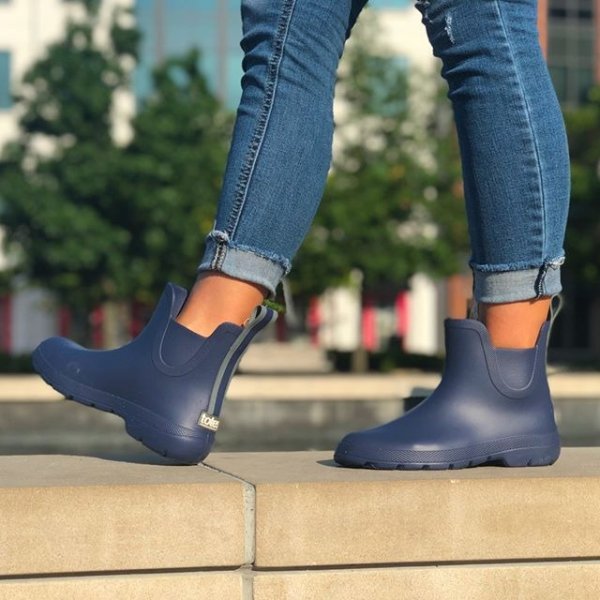 Cirrus™ Women's Chelsea Ankle Rain Boots