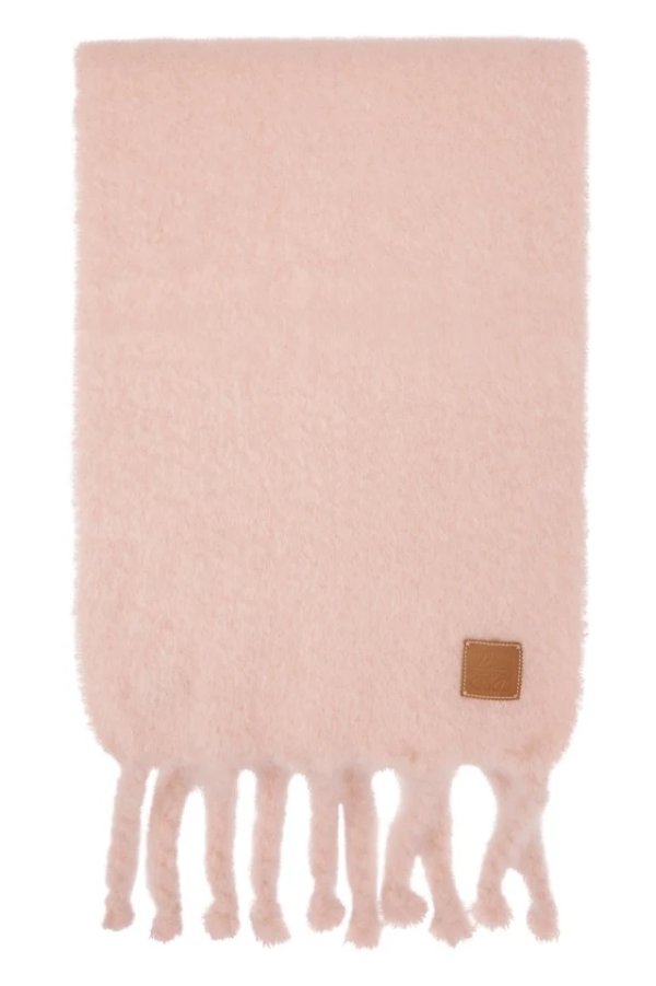 粉色马海毛围巾