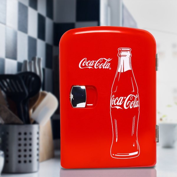 Classic Coca Cola 4 Liter/6 Can Portable Fridge