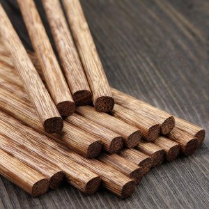 Arit Estelleshows 10-Pairs Wooden Chopsticks