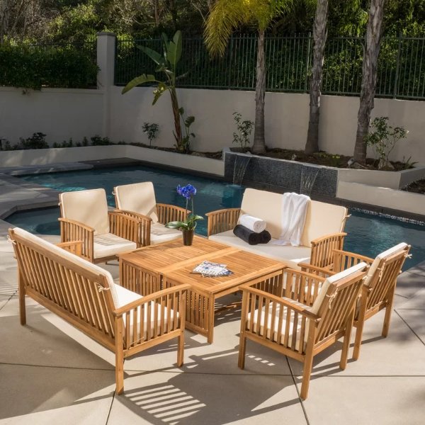 Beachcrest Home™ 庭院桌椅8件套