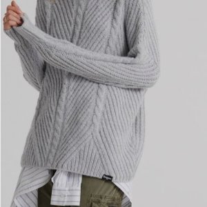11.11 Exclusive: Superdry Men's Women's Sweater on Sale