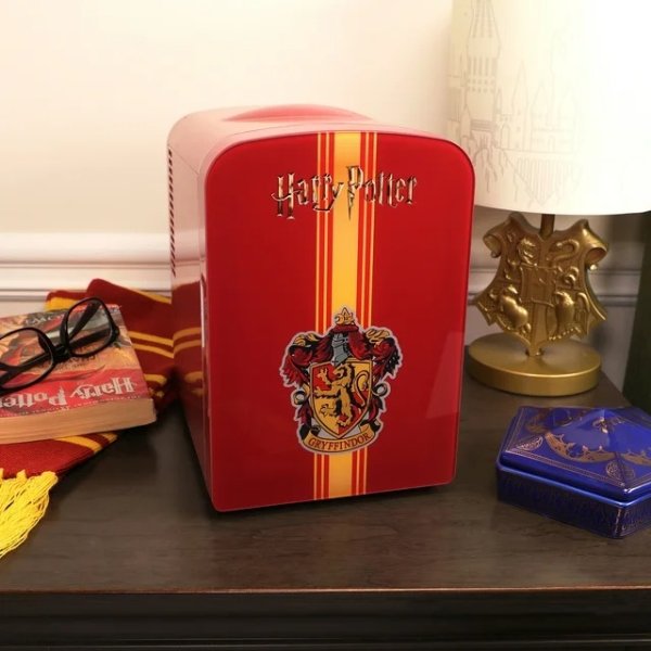 Harry Potter Red Gryffindor 4L 6 Can Cooler Mini Fridge