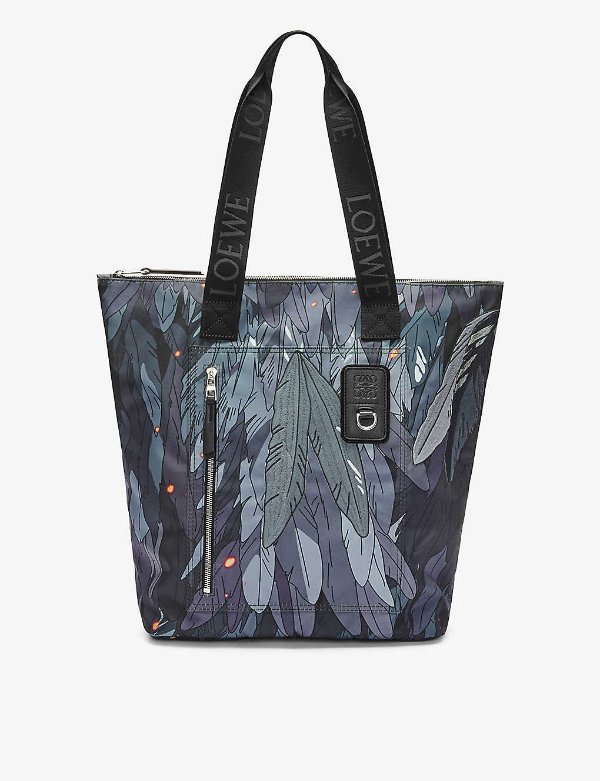 x Howl's Moving Castle woven tote bag