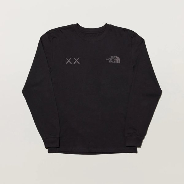 The North Face x KAWS 长袖T恤
