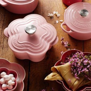 With Purchase From $250 @ Le Creuset