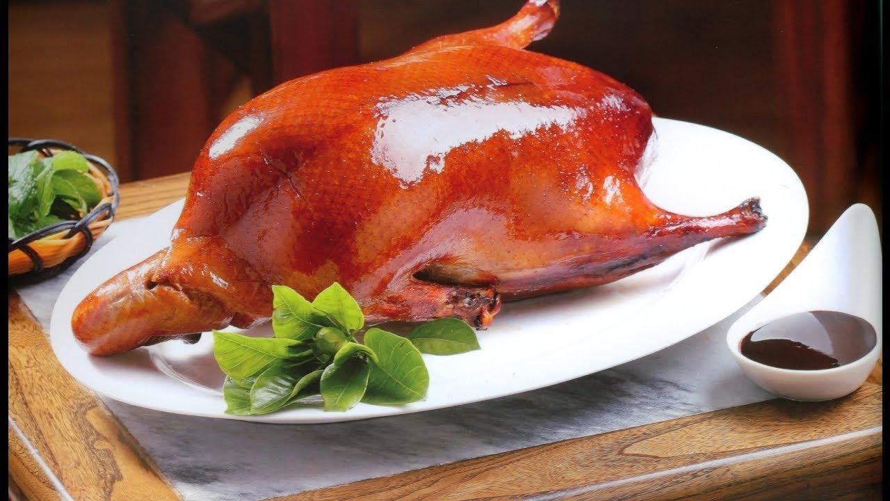 脆皮北京烤鸭，食过返寻味的独特秋韵