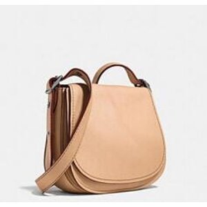 SADDLE bag 23 in glovetanned leather @ Coach
