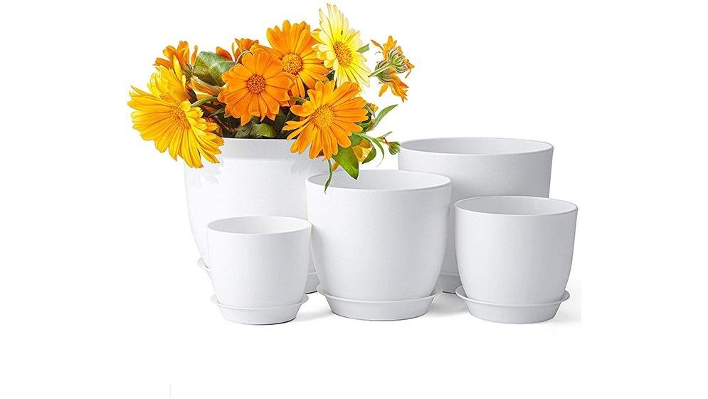 $9.99(50% off)5 件花盆，带碟子和排水孔的室内花盆，植物用塑料苗圃花盆