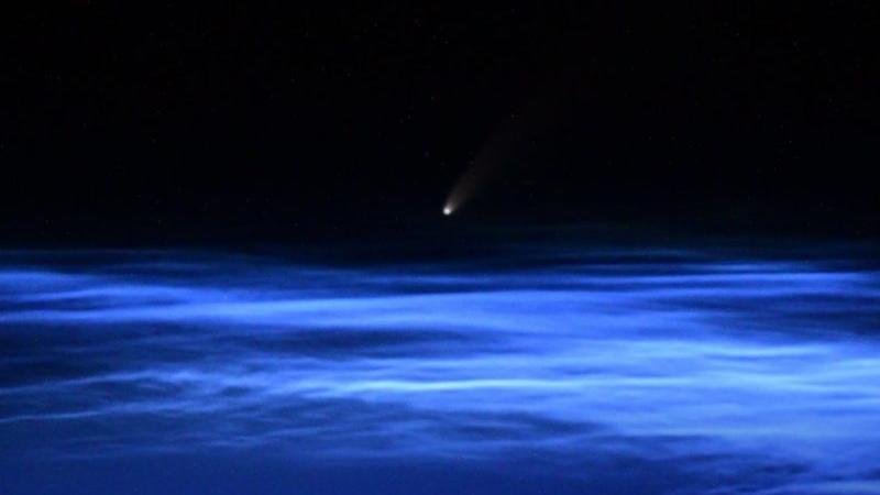 一眼6800年的彗星NEOWISE，北半球裸眼可观！（附彗星观测App使用）