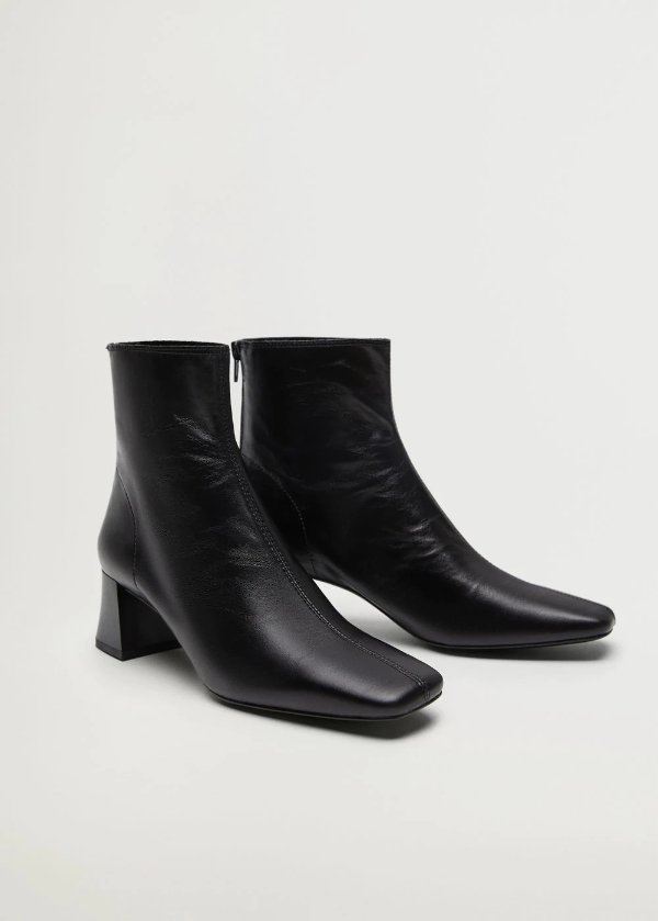 Squared toe leather ankle boots - Women | OUTLET USA