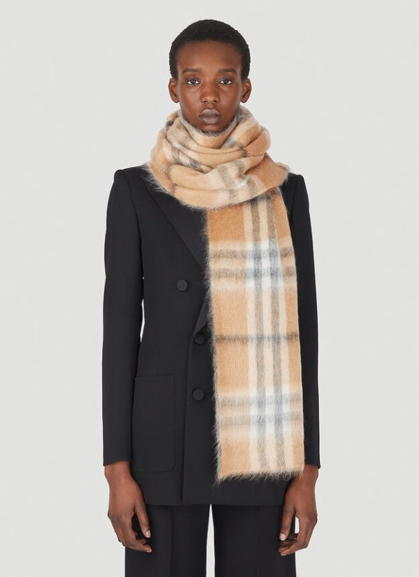 Giant Check Scarf in Beige