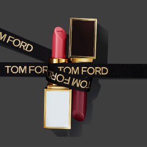 Tom Ford彩妆品热卖 收敲美黑白管唇膏 送女友必备