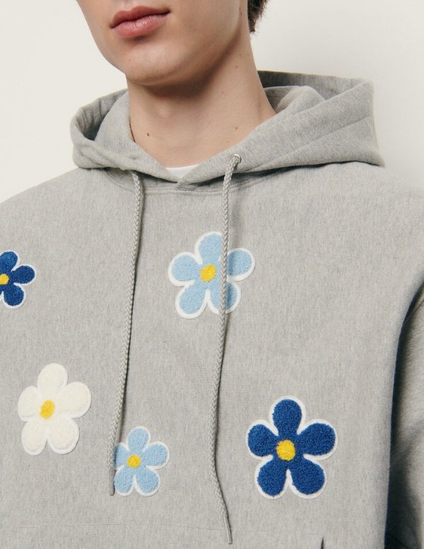 Hoodie with embroidered patch
