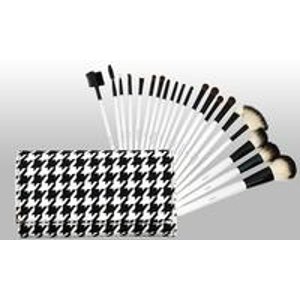 20-Piece Houndstooth Cosmetic Brush Set @ Groupon