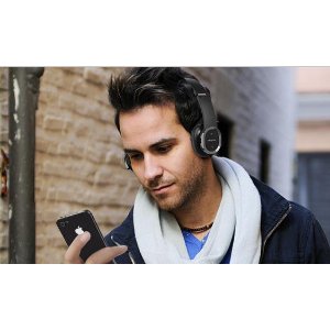 Creative WP-450 Wireless Bluetooth Headphone with Invisible Mic