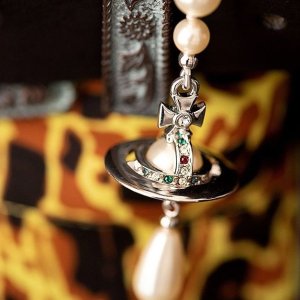 Vivienne Westwood 珍珠配饰黑五降价！项链、手链等完美款速收