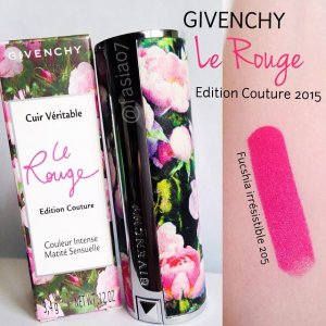 Pre-Order GIVENCHY BEAUTY Le Rouge Lipstick - 205 Fuchsia Irresistible