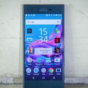 Sony Xperia XZ F8331 32GB Unlocked GSM 4G LTE SmartPhone