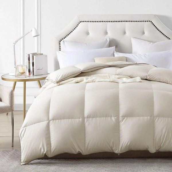 Luxury Down Comforter Filled with 95% White Goose Down - Queen/King