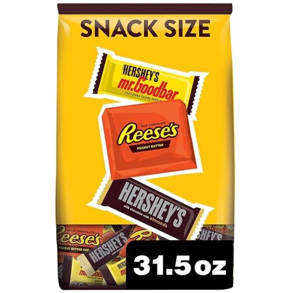 HERSHEY'S and REESE'S Nut Lover's Chocolate Assortment Candy, Bulk Candy, 31.5 oz Bag