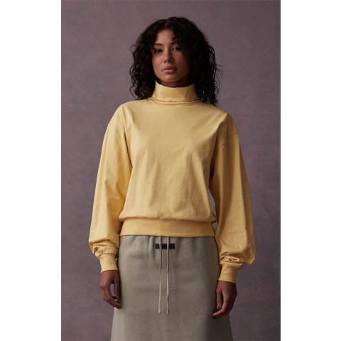 EssentialsWomen s Light Tuscan Turtleneck Sweatshirt | PacSun